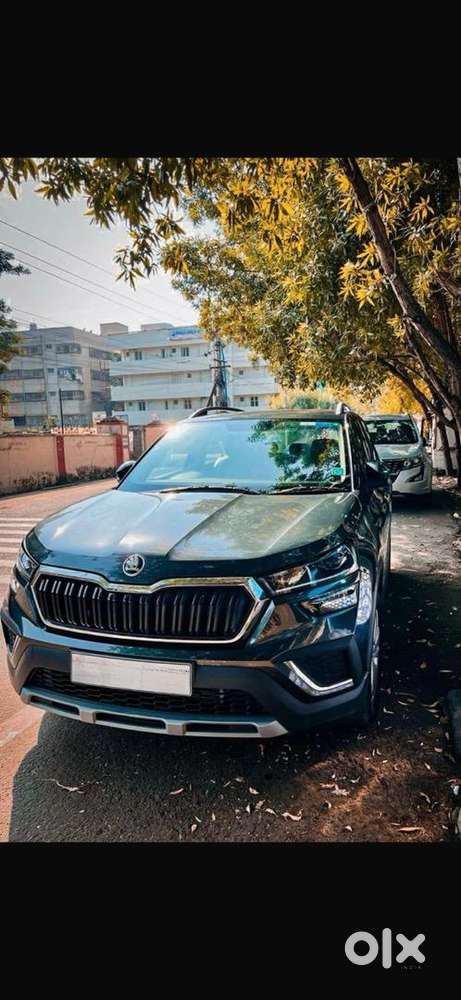 Skoda Petrol Manual 2023