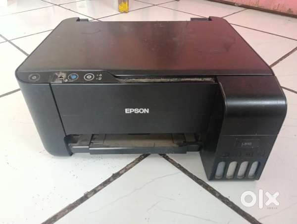 Epson color Printer (Partially Working / For Parts Only)