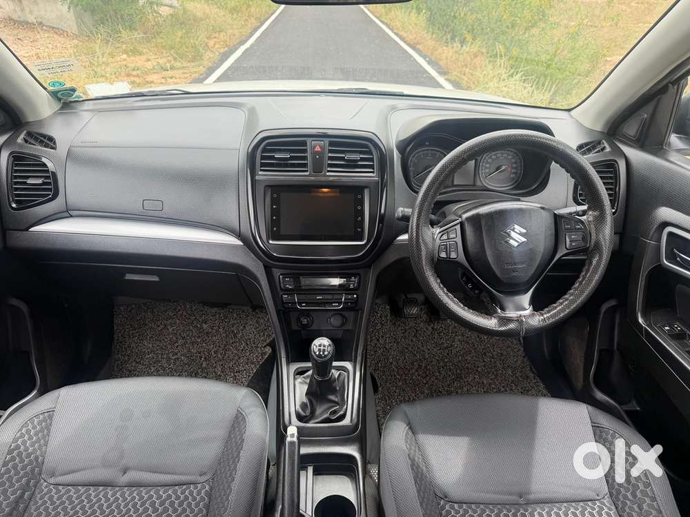Pristine Pearl White Maruti Suzuki Vitara Brezza – Mint Condition!