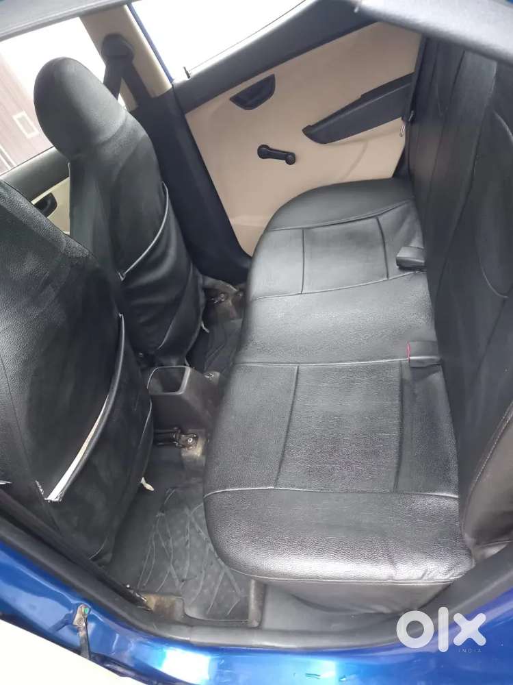 Hyundai Eon Era Plus Petrol Automatic 8 Year
