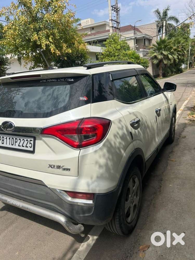 Mahindra Xuv300 2019 Diesel 70000 Km Driven