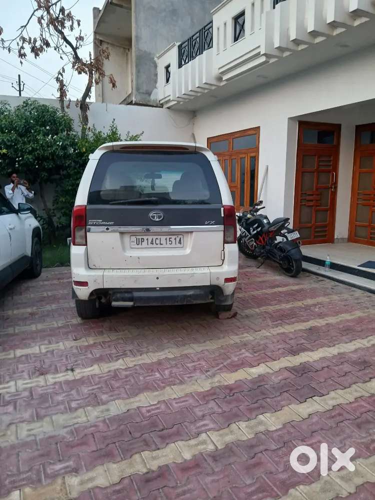 Tata Safari Storme 2015 Diesel Vx 2nd Owner
