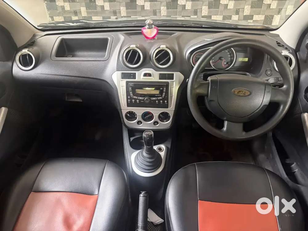 Ford Figo 1.2 Petrol 2010
