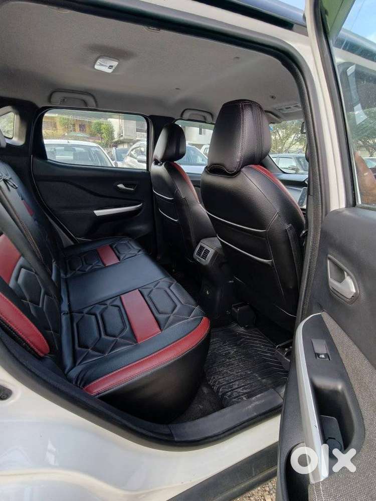 Nissan Magnite 1.0 Xv Premium Dual Tone, 2021, Petrol