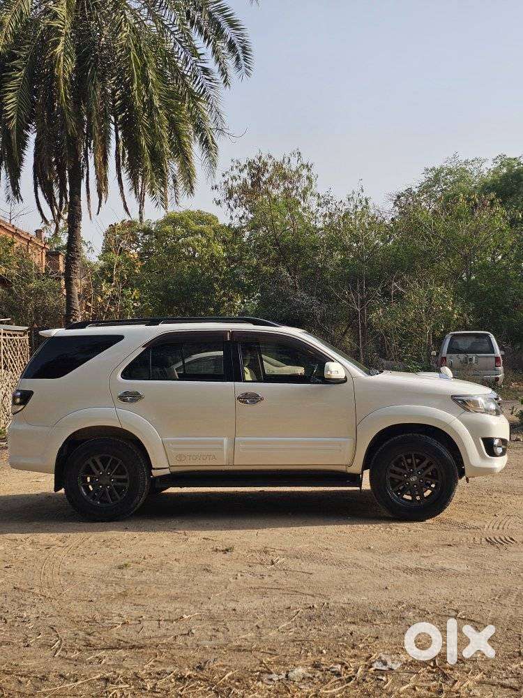 Toyota Fortuner 3.0 4x2 Mt, 2015, Diesel