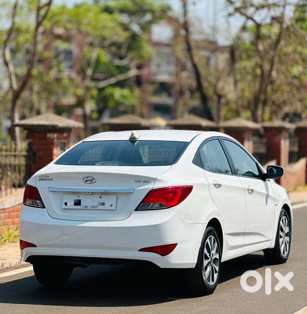 Hyundai Verna [2015-2018] Fluidic 4s 1.6 Vtvt Sx, 2016, Petrol