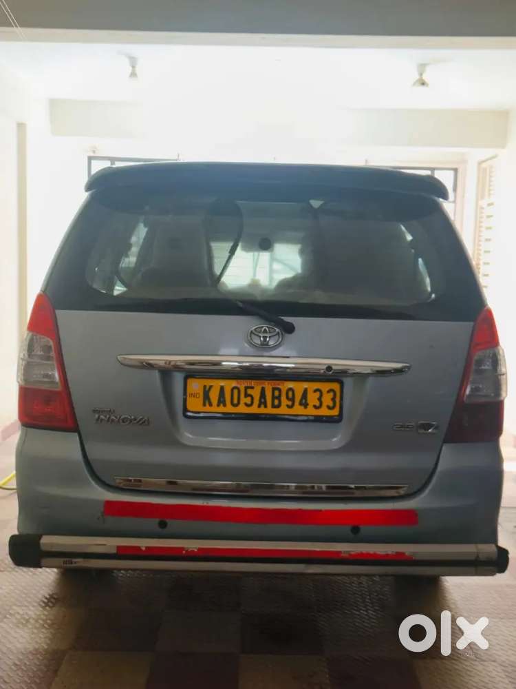 Toyota Innova 2.5 V 2010