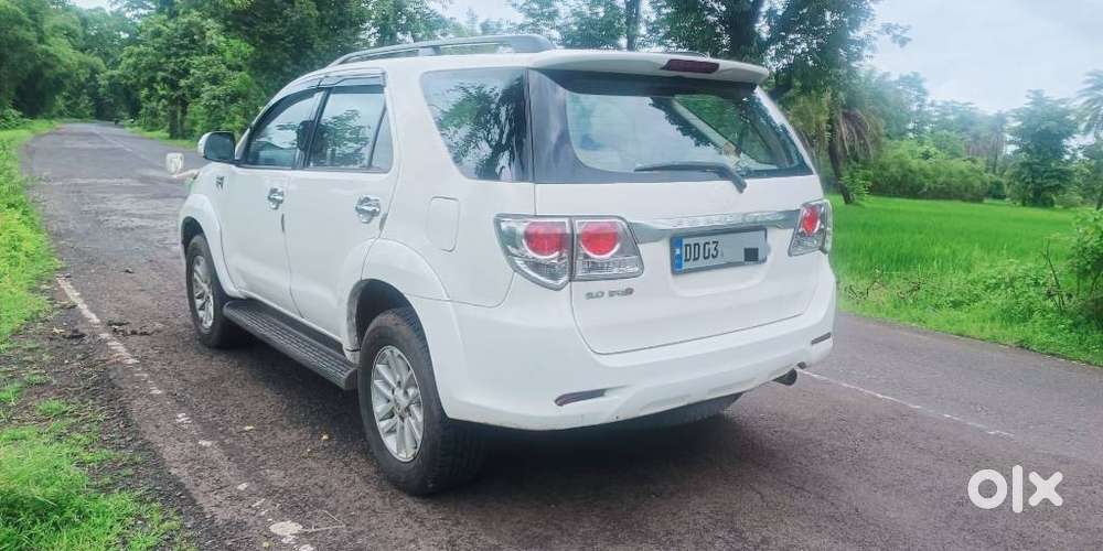 Toyota Fortuner 3.0 4x2 Mt, 2014, Diesel