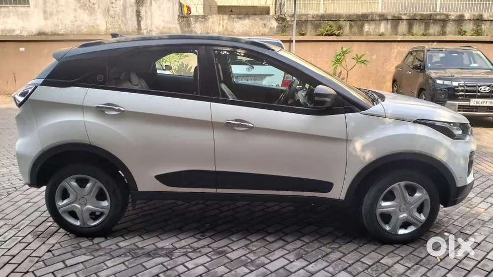 Tata Nexon 2024 Automatic Petrol
