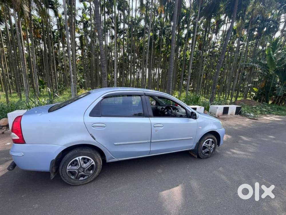Toyota Etios 2010-2012 G, 2011, Petrol