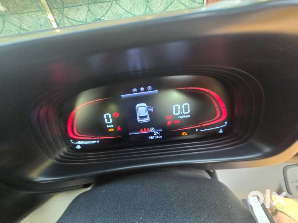 +7 Hyundai Venue Price - Images, Colours & Reviews - Carwalethe Hyu