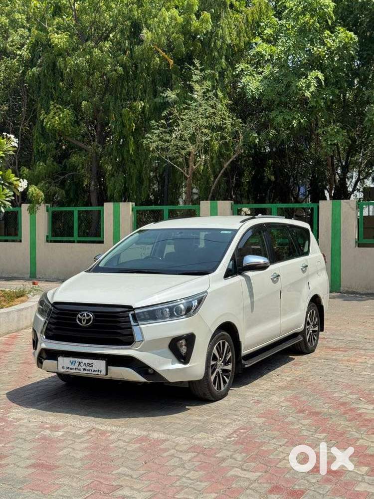 Toyota Innova Crysta [2020-ongoing] 2.4 Zx At 7 Str, 2022, Diesel