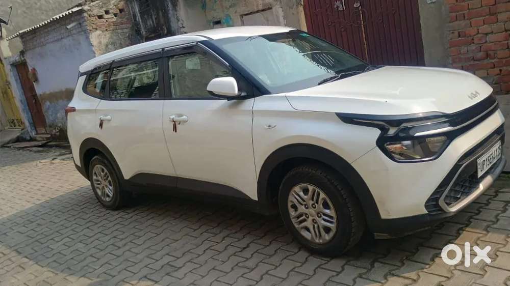 Kia Carens 2024 Petrol 60000 Km Driven