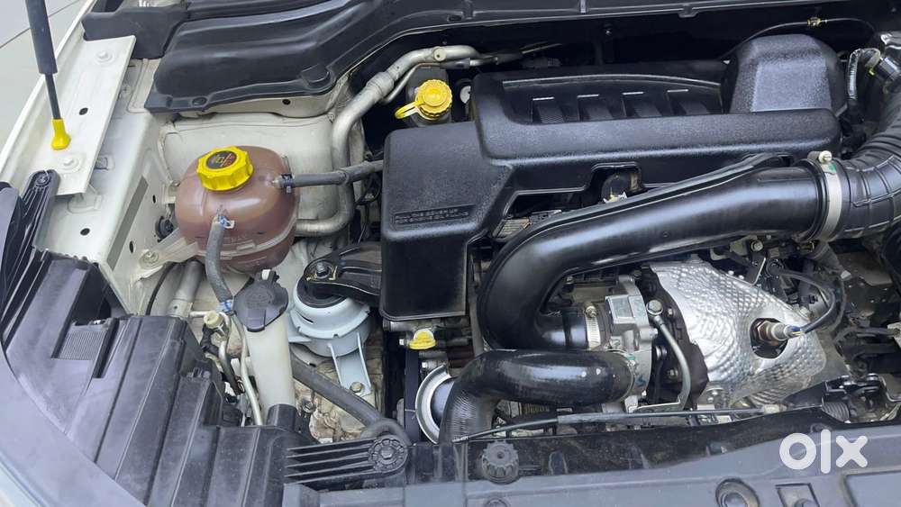 Mahindra Xuv300 W8 (o) 1.5 Diesel Amt, 2021, Diesel