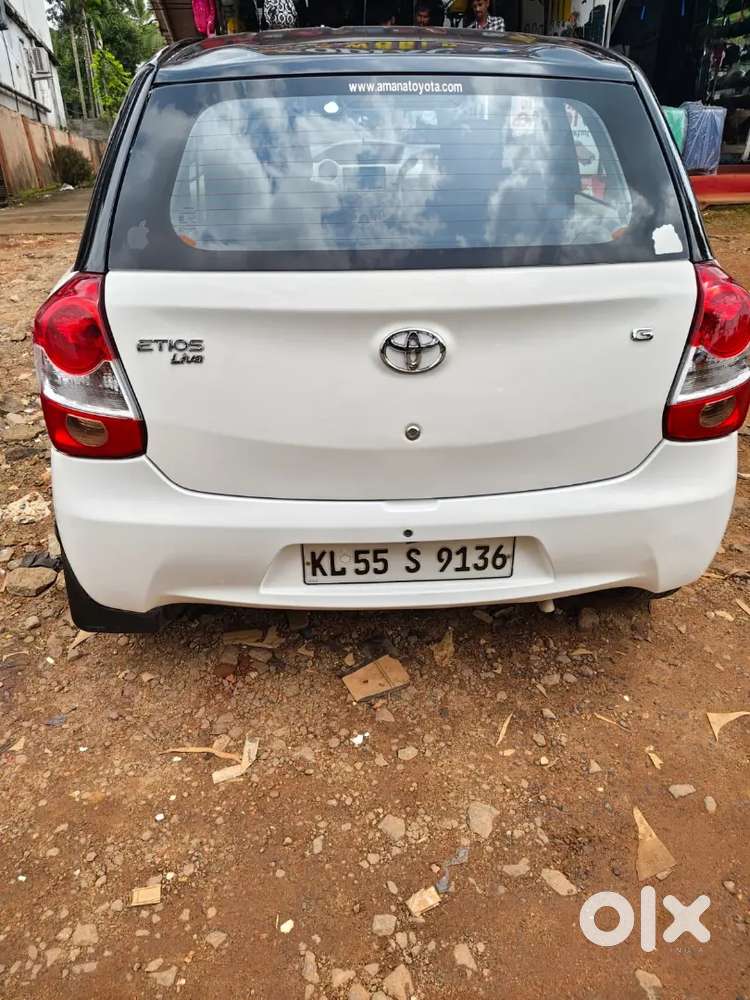 Toyota Etios Liva 2016