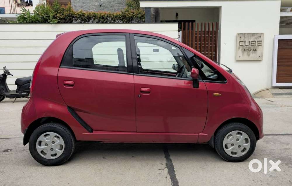 Tata Nano Xta, 2016, Petrol