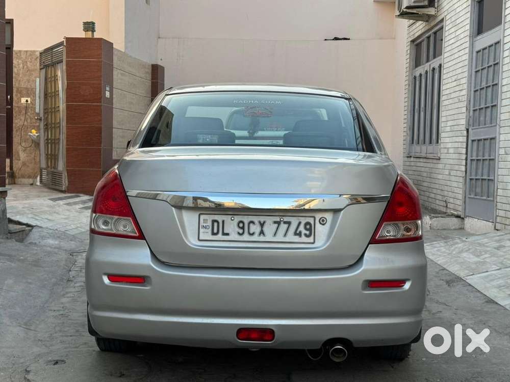 Maruti Suzuki Swift Dzire 2010 Petrol Well Maintained
