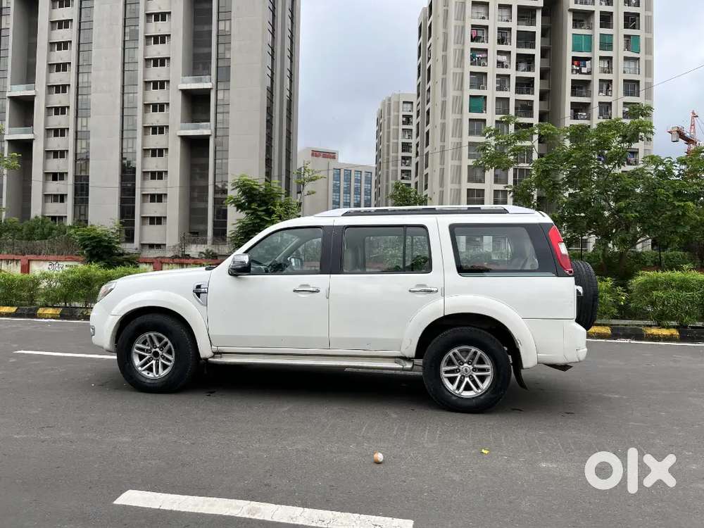 Ford Endeavour 2011