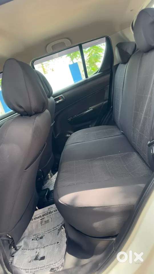 Maruti Suzuki Swift Vxi Optional, 2017, Petrol