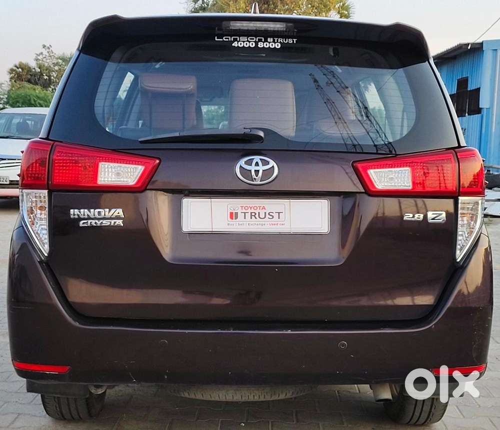 Toyota Innova Crysta [2020-ongoing] 2.4 Vx 8 Str, 2017, Diesel