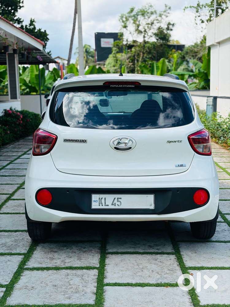 Hyundai I10 Sportz, 2019, Petrol