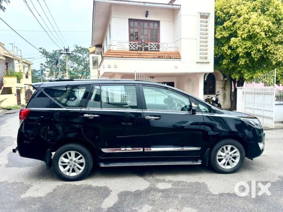 Toyota Innova Crysta 2.4 Gx Mt, 2023, Diesel