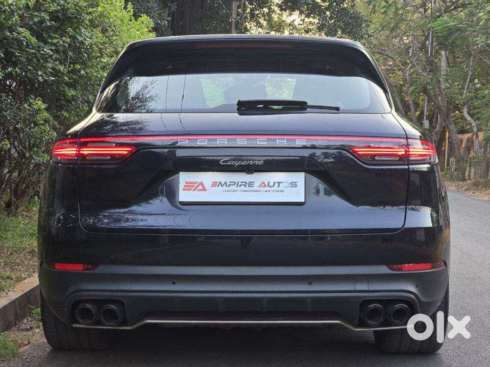 Porsche Cayenne Platinum Edition, 2022, Petrol