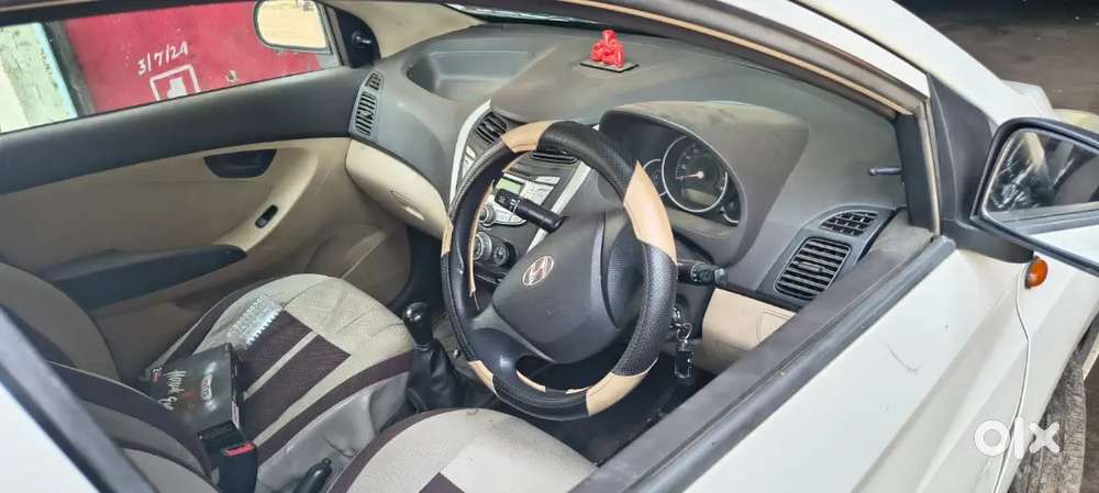 Hyundai Eon Magna+ 2012 Petrol Manual