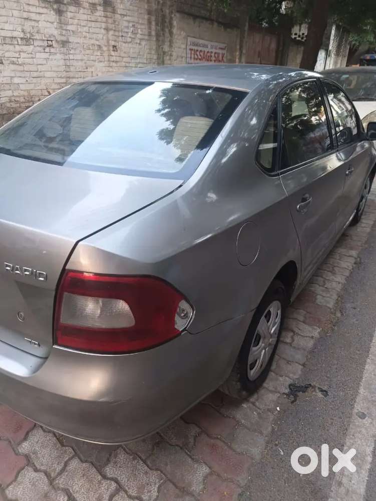 Skoda Rapid Ambition 2014 Diesel Second Owner