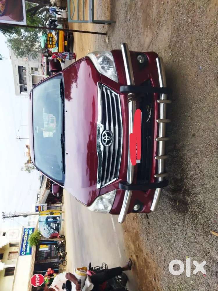Toyota Innova 2013