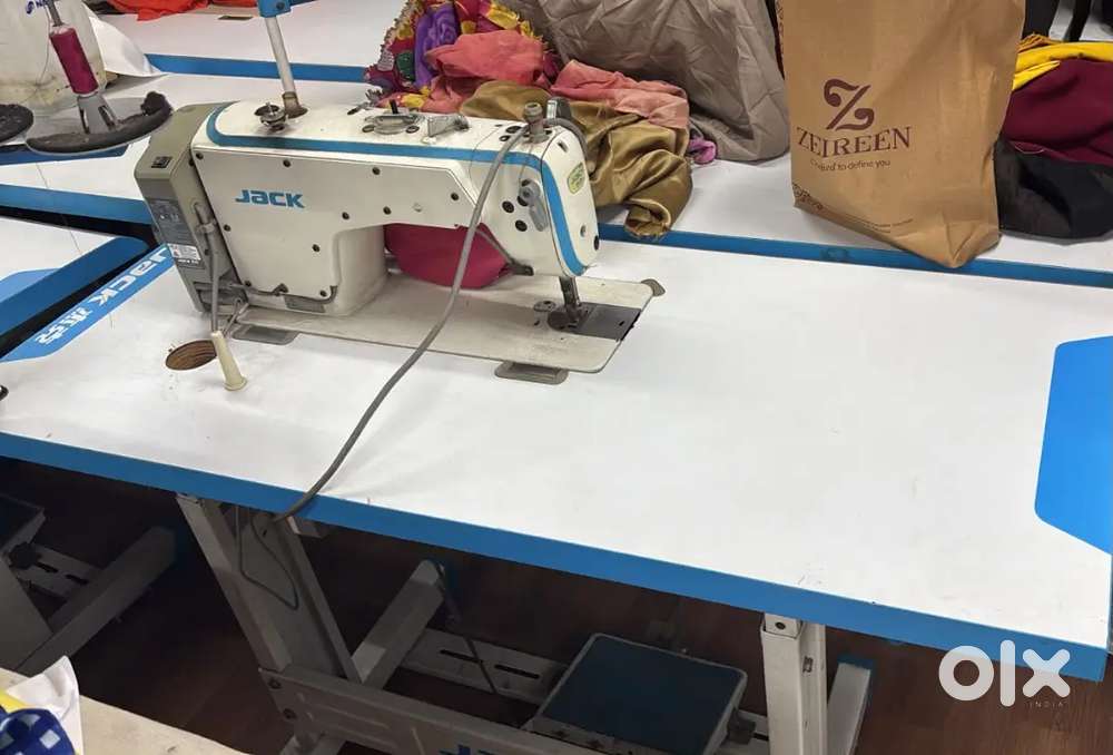 4 stitching machine