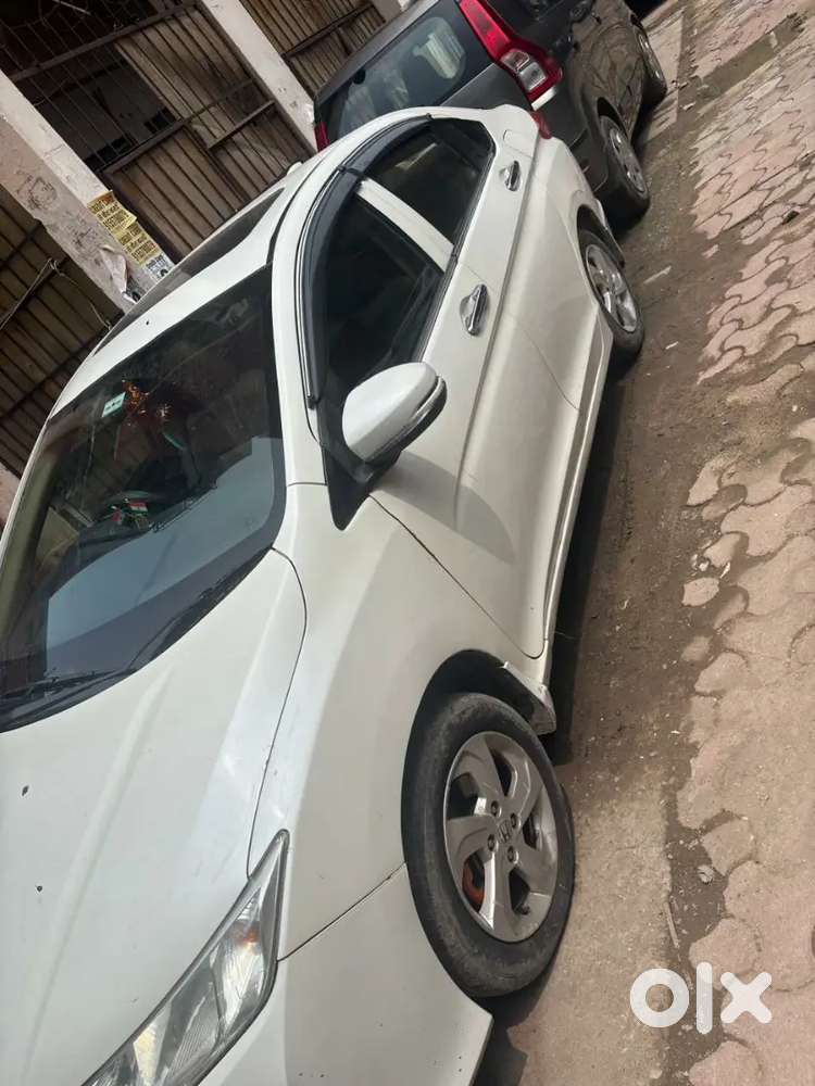 Honda City Zx 2016 Km Driven