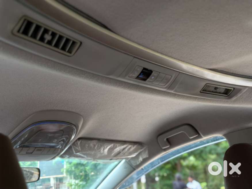Toyota Innova Crysta 2.8 Z, 2016, Diesel