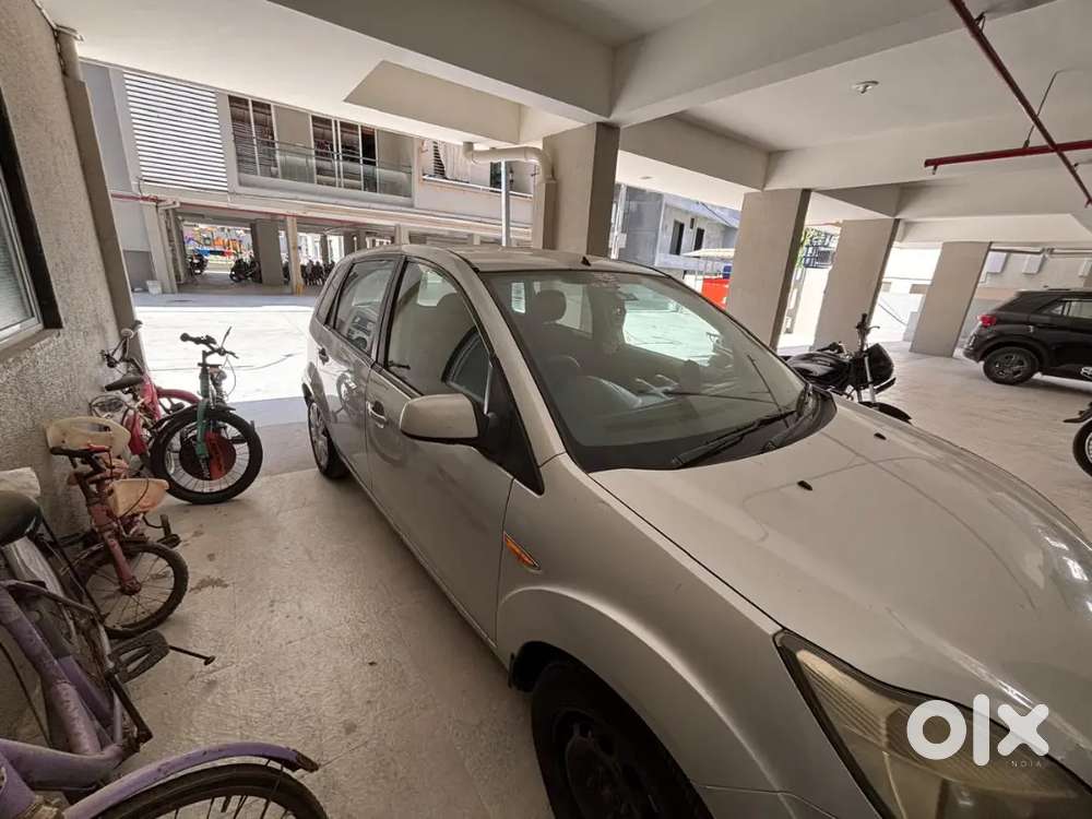 Ford Figo Petrol Lxi 2010