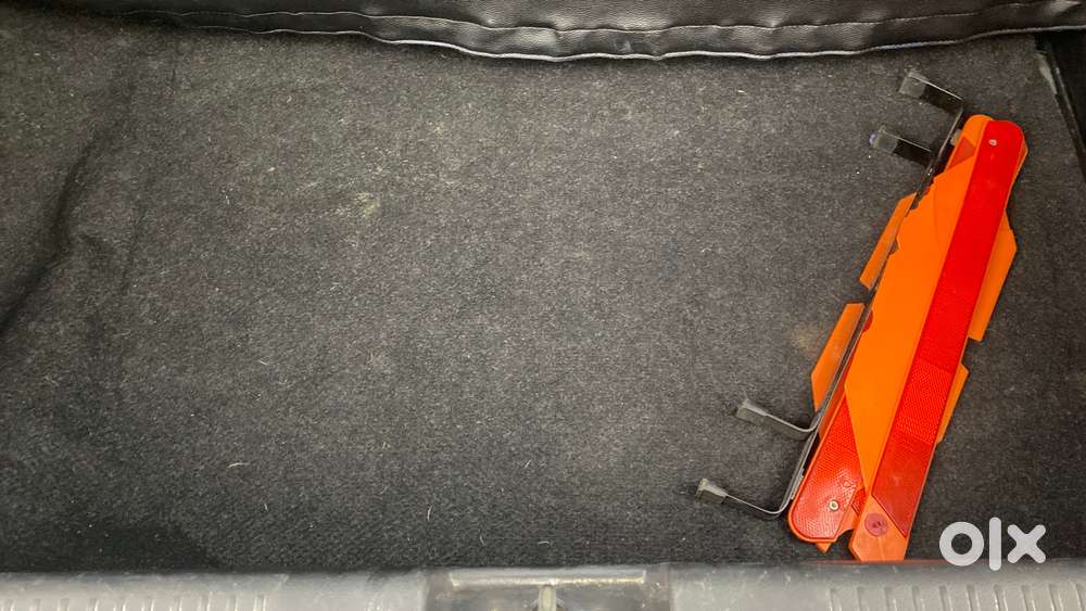 Maruti Suzuki Swift Amt Vxi, 2020, Petrol