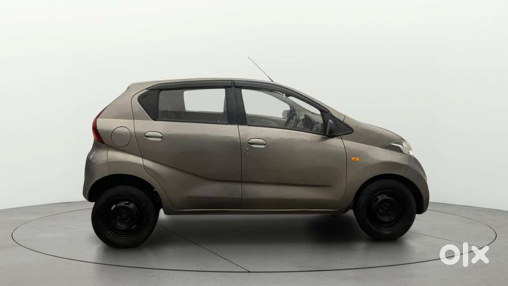 Datsun Redigo T Option, 2017, Petrol