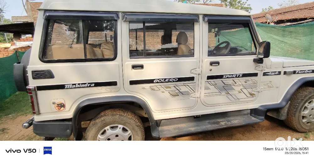 Mahindra Bolero 2013 Diesel Well Maintained