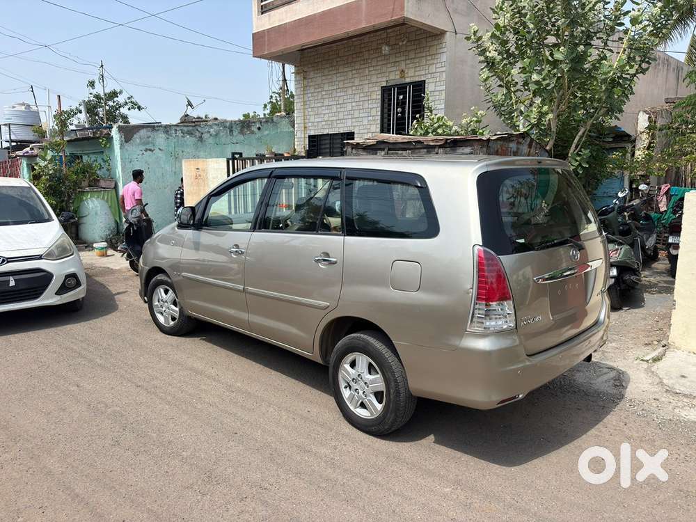 Toyota Innova 2.5v Diesel