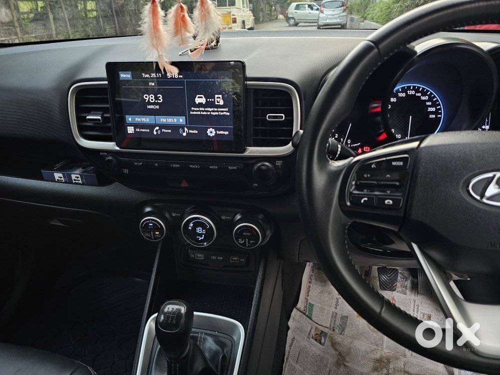 Hyundai Venue 1.2 S Plus, 2022, Petrol