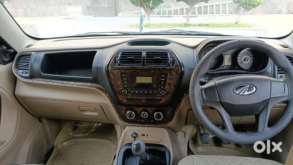 Mahindra Tuv 300 T6, 2017, Diesel