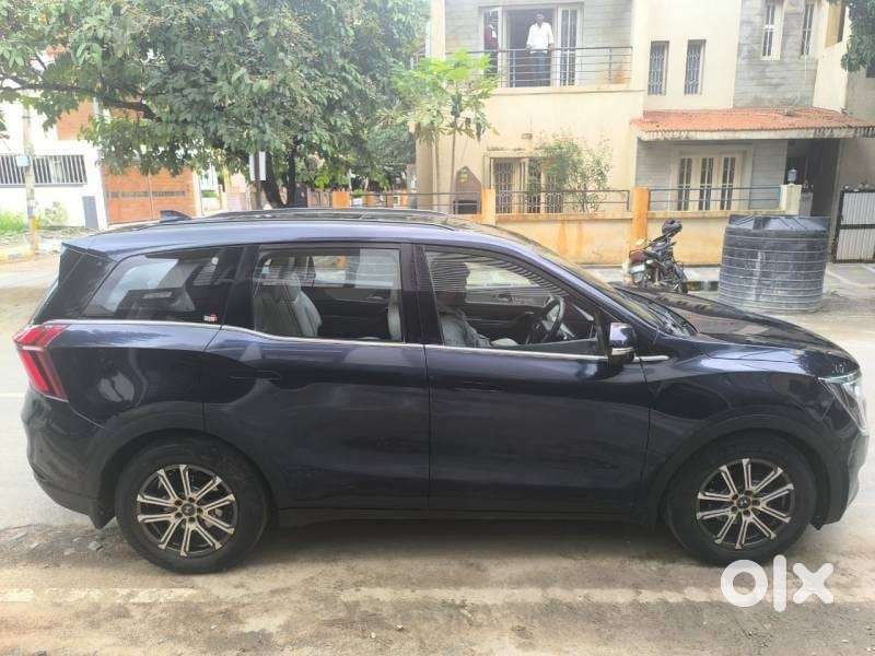 Mahindra Xuv700 2.0 Ax 7 Petrol At Str, 2022, Petrol