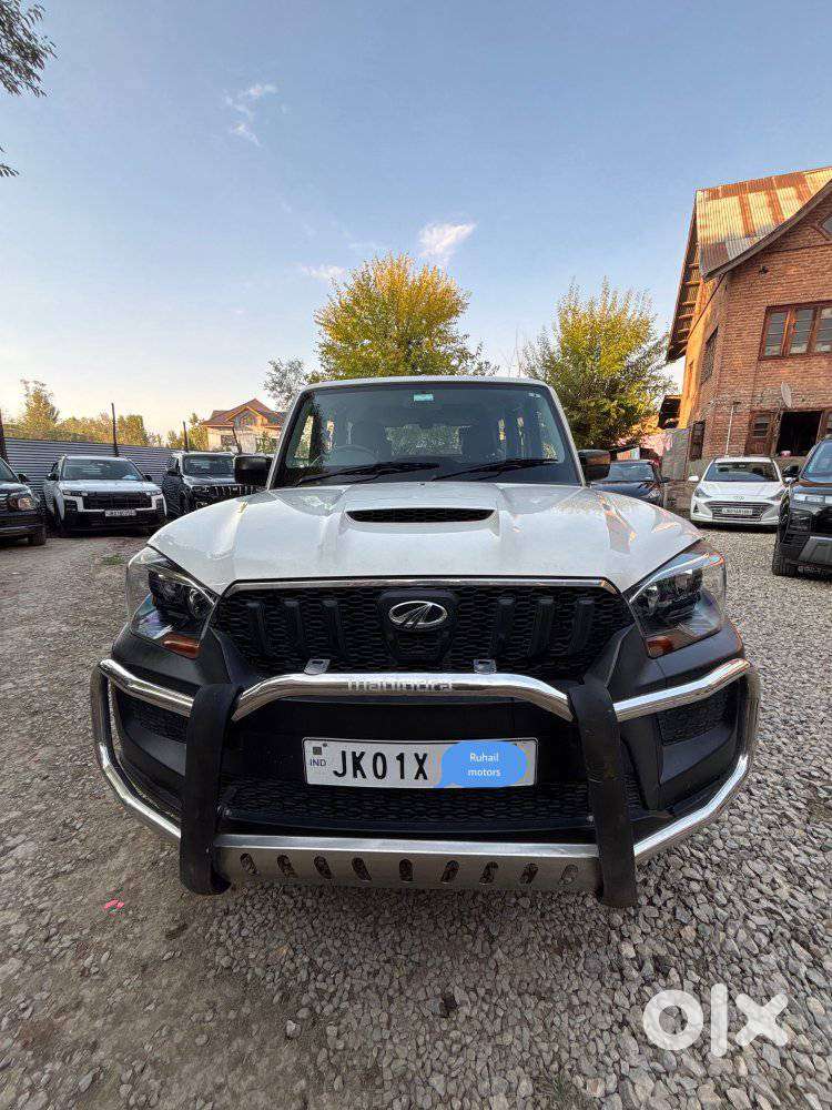 Mahindra Scorpio S4 7 Seater, 2015, Diesel