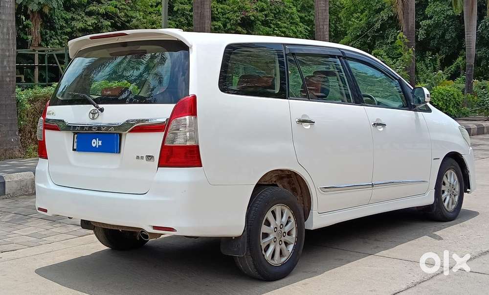 Toyota Innova 2.5 V 8 Str, 2014, Diesel