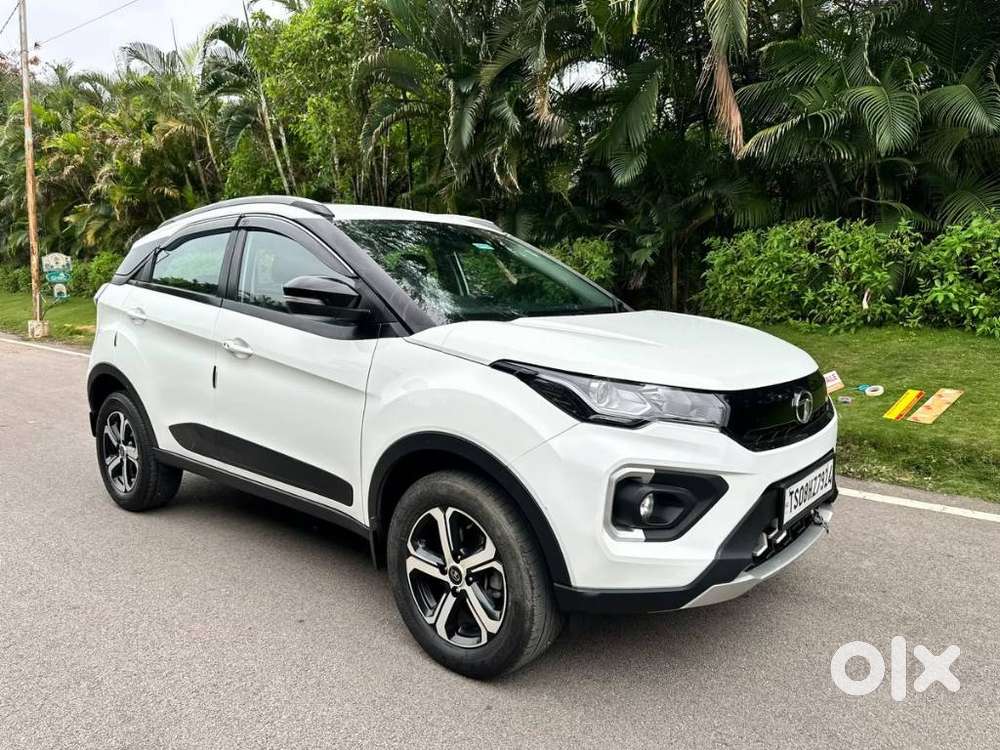Tata Nexon 1.2 Revotron Xza Plus, 2022, Petrol