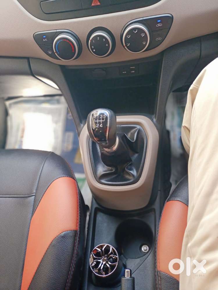 Hyundai Grand I10 2013-2016 Crdi Sportz, 2015, Diesel