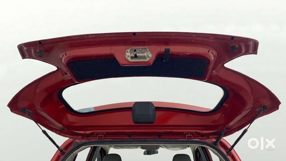 Mahindra Kuv 100 2016-2017 Mfalcon G80 K4, 2016, Petrol