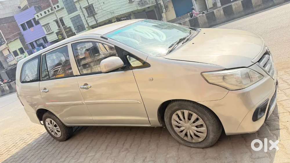 Toyota Innova 2012 Diesel 145000 Km Driven