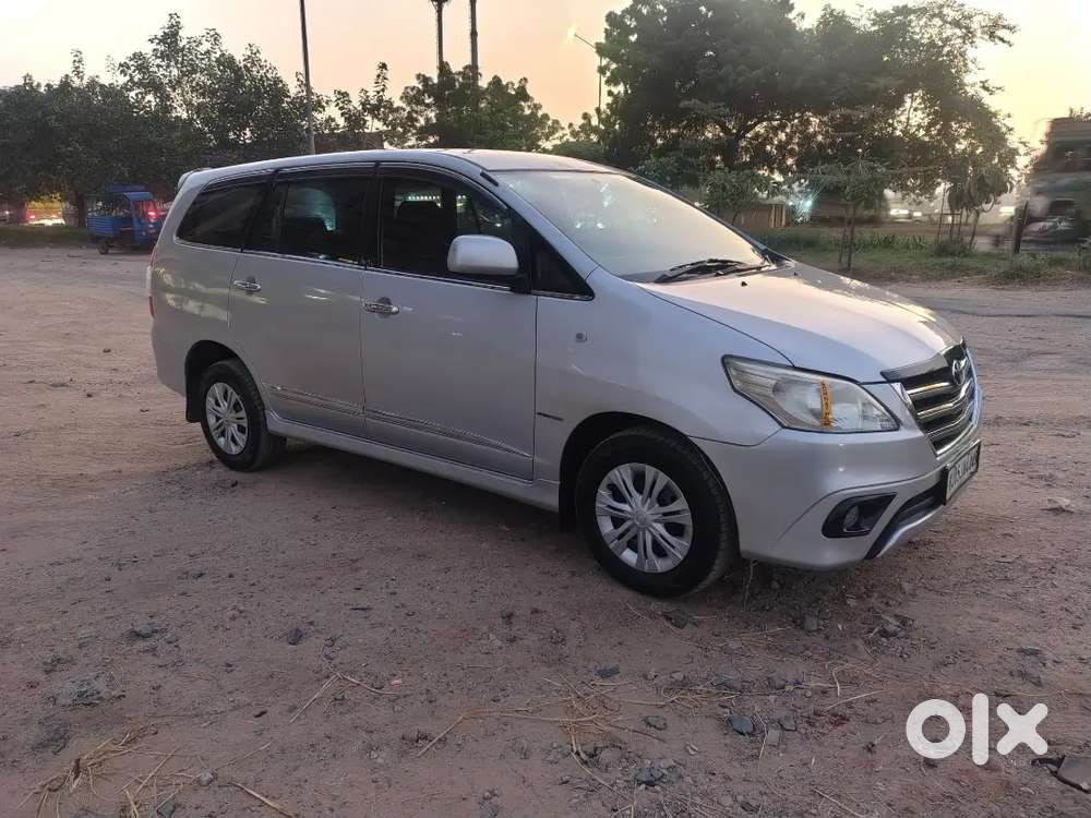 Toyota Innova 2.5 Gx 2012