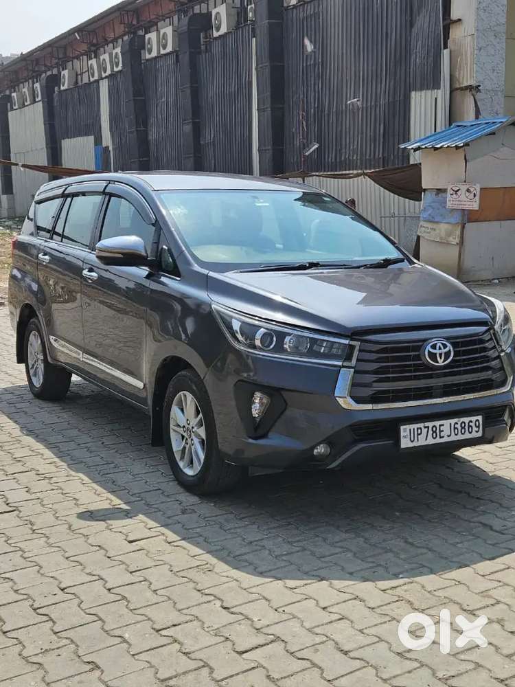 Toyota Innova Crysta 2016