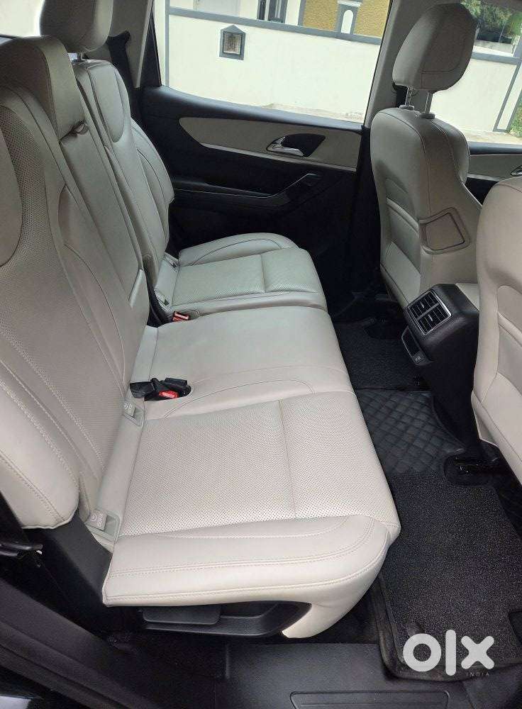 Mahindra Xuv700 2.2 Ax 7 Diesel Mt Luxury Pack Str, 2024, Diesel